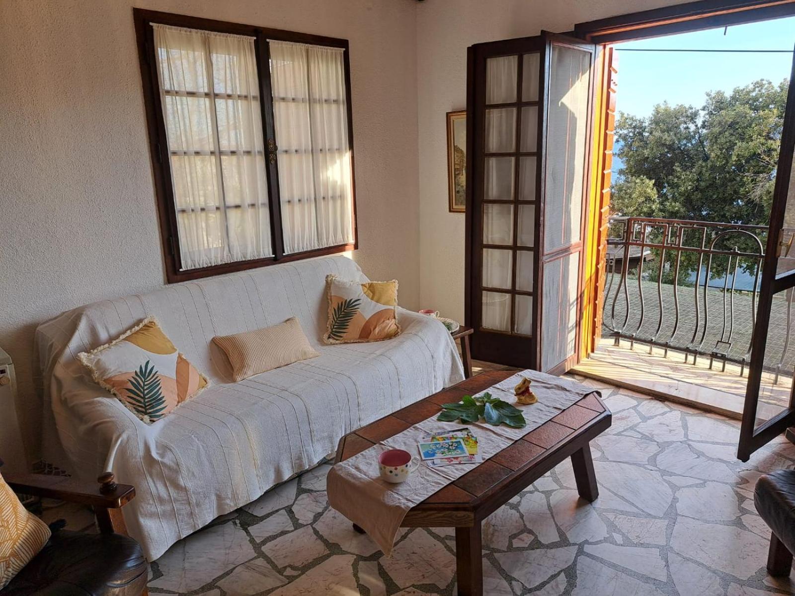 Villa Apartments Oliva Сегет Враница Екстериор снимка