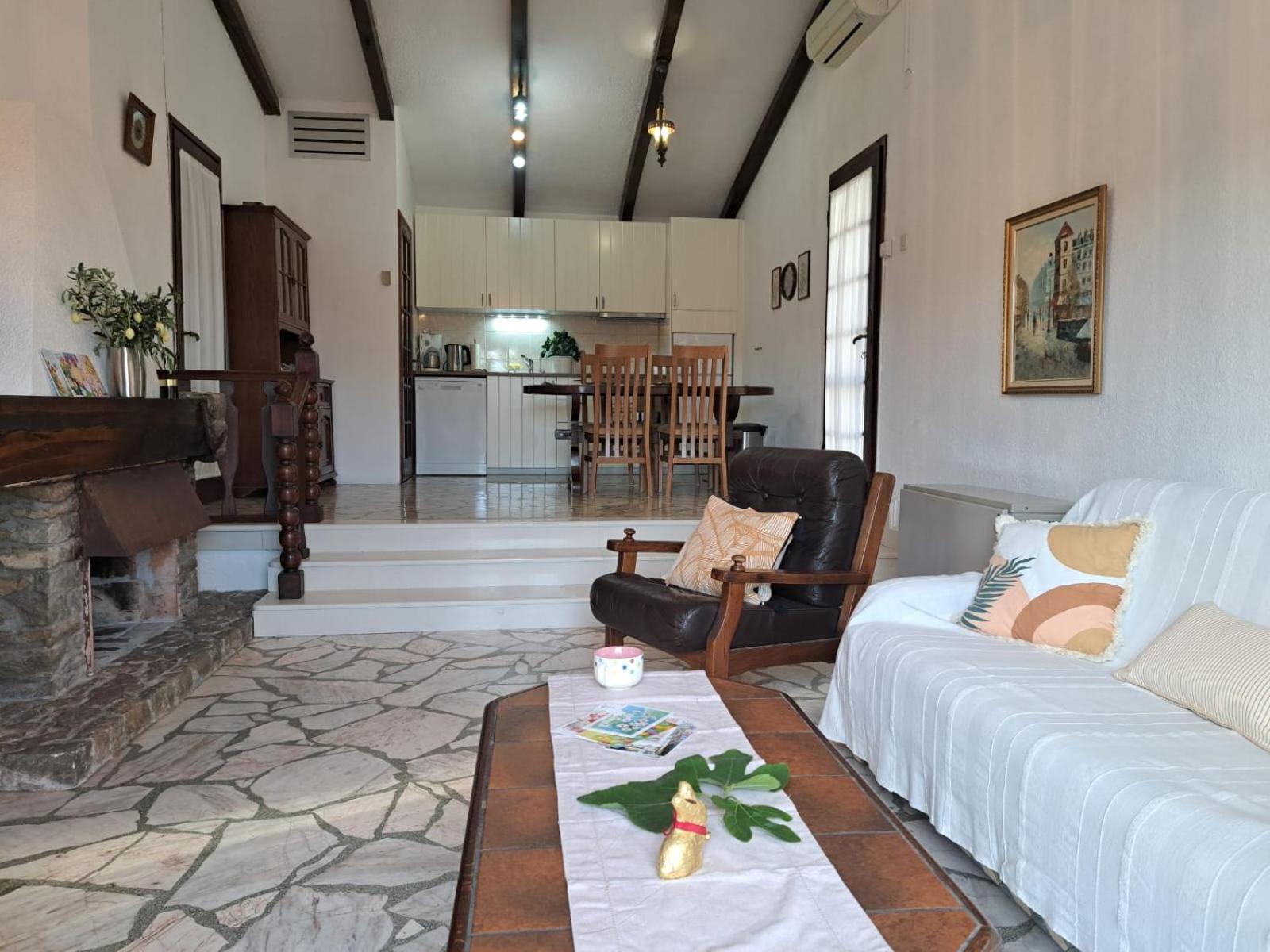 Villa Apartments Oliva Сегет Враница Екстериор снимка